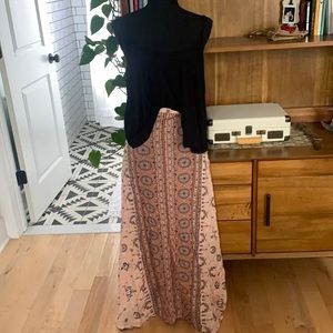 Adorable never worn spell designs skirt